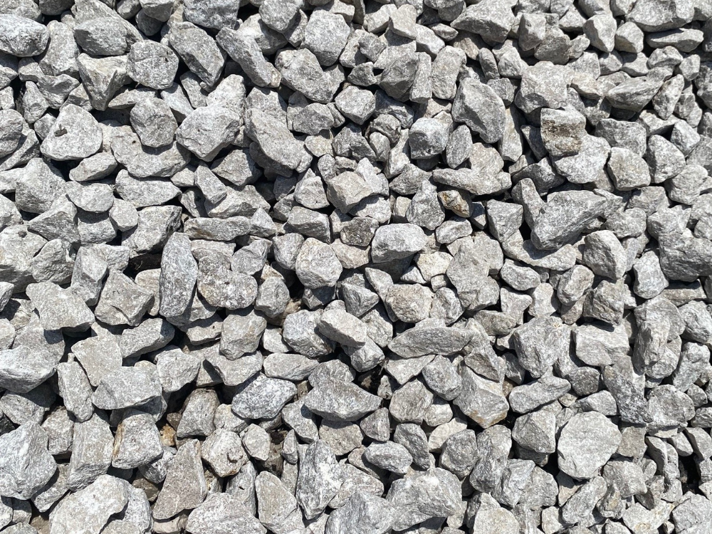 Dove grey limestone gravel