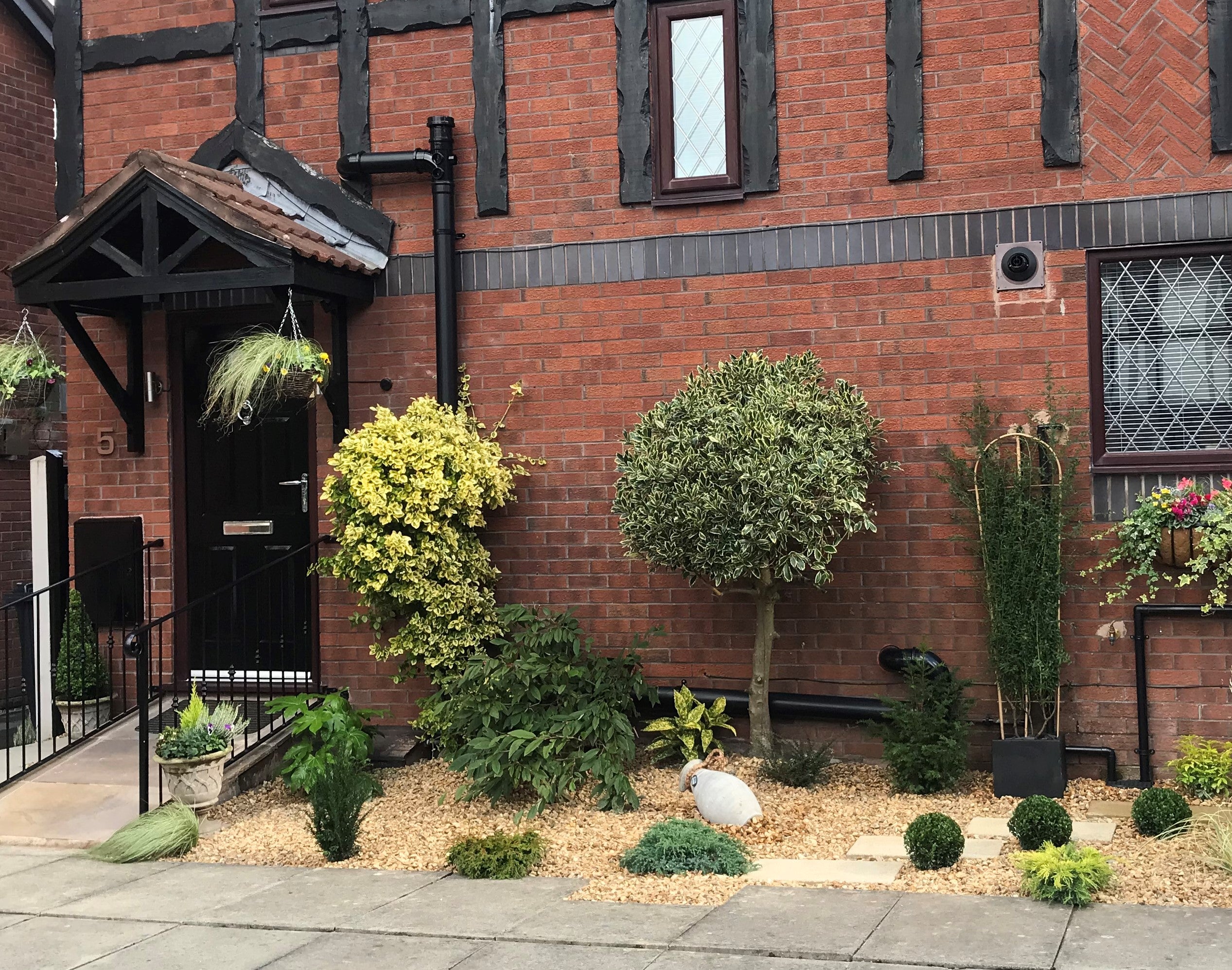 Home frontage with decorative aggregates