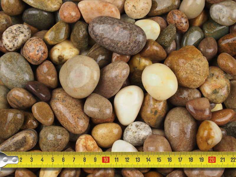 Wet Scottish pebbles 20-40mm