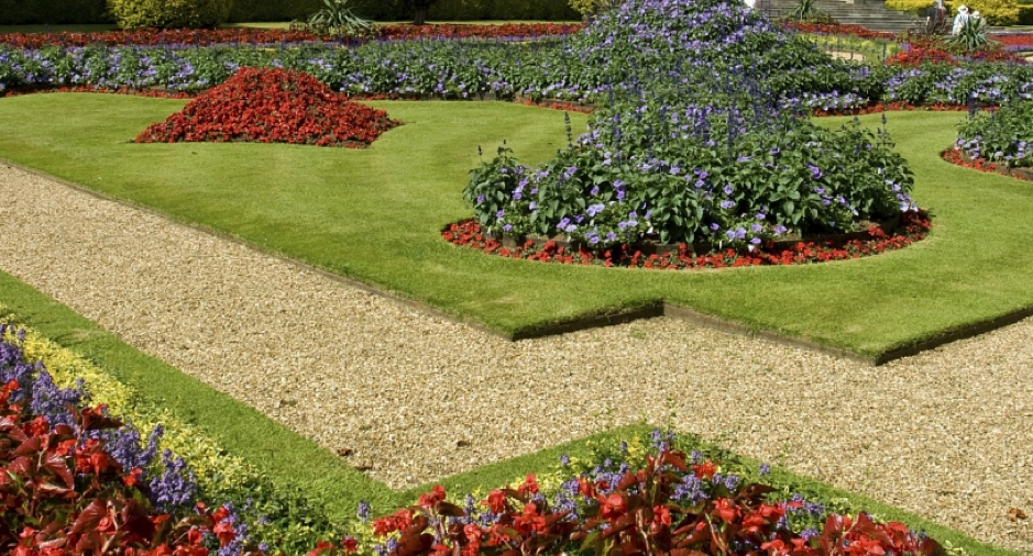 Simple Guide To Laying A Gravel Garden Path