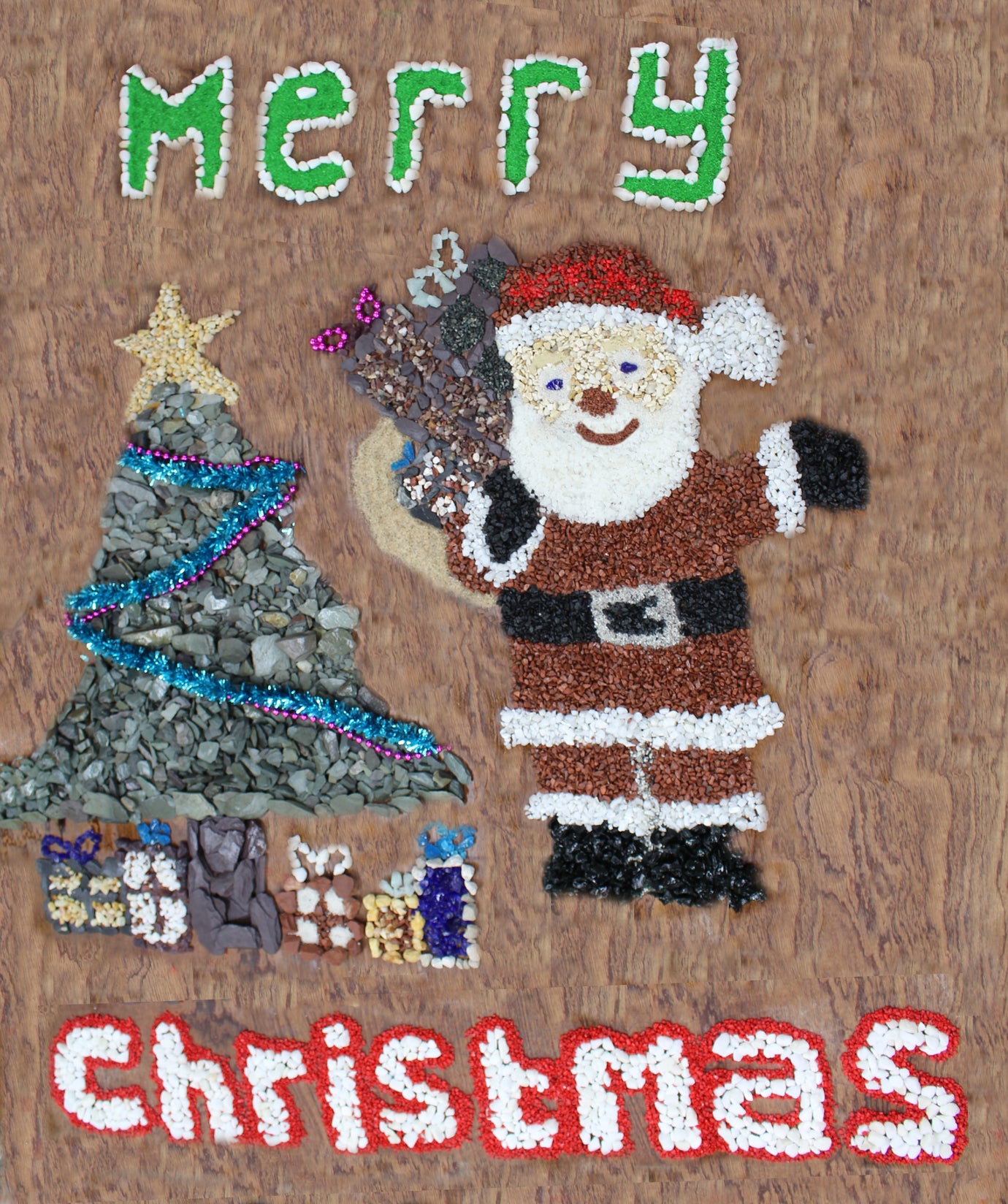 Christmas Crafts With Decorative Aggregates