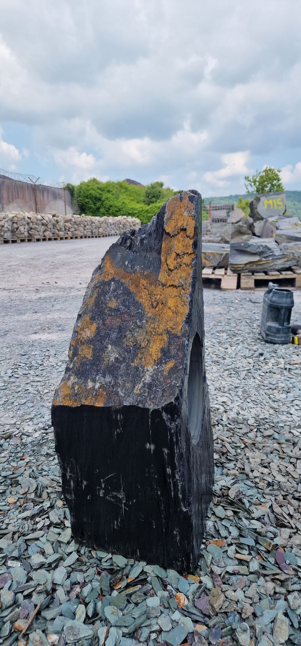 Slate Hollolith 600mm (2ft) | Drilled | H26