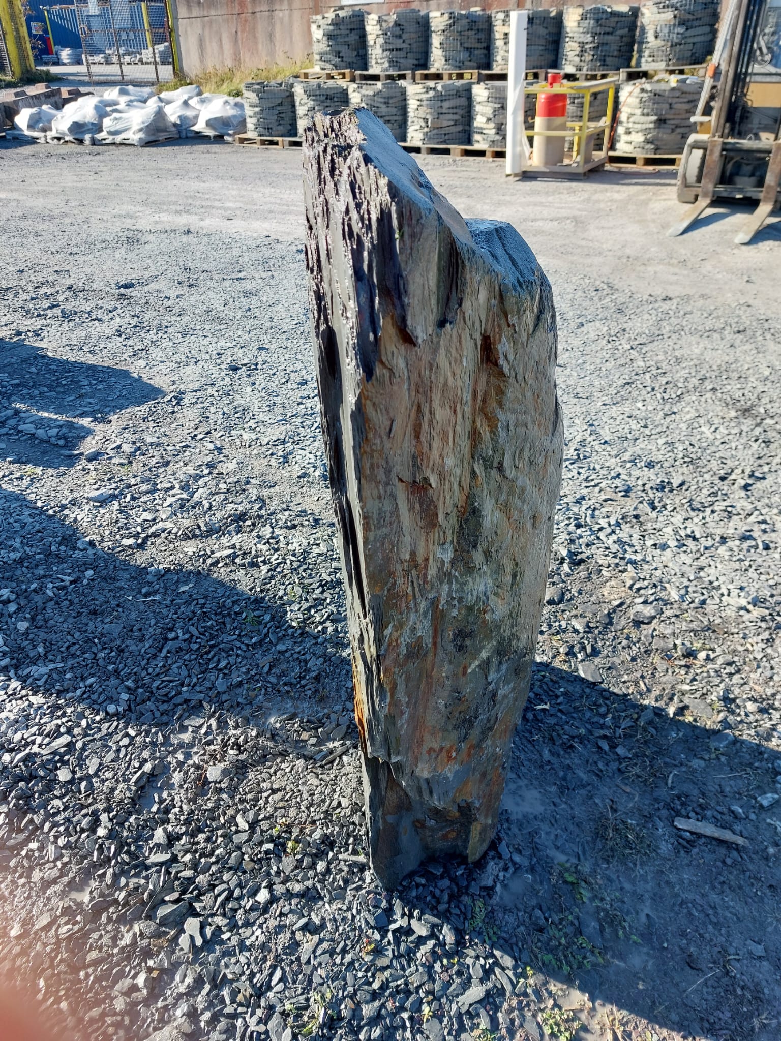Slate Monolith 1200mm (4ft) | Drilled | D42