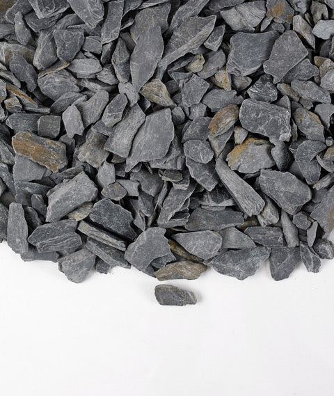 Graphite Grey Slate Chippings 20mm