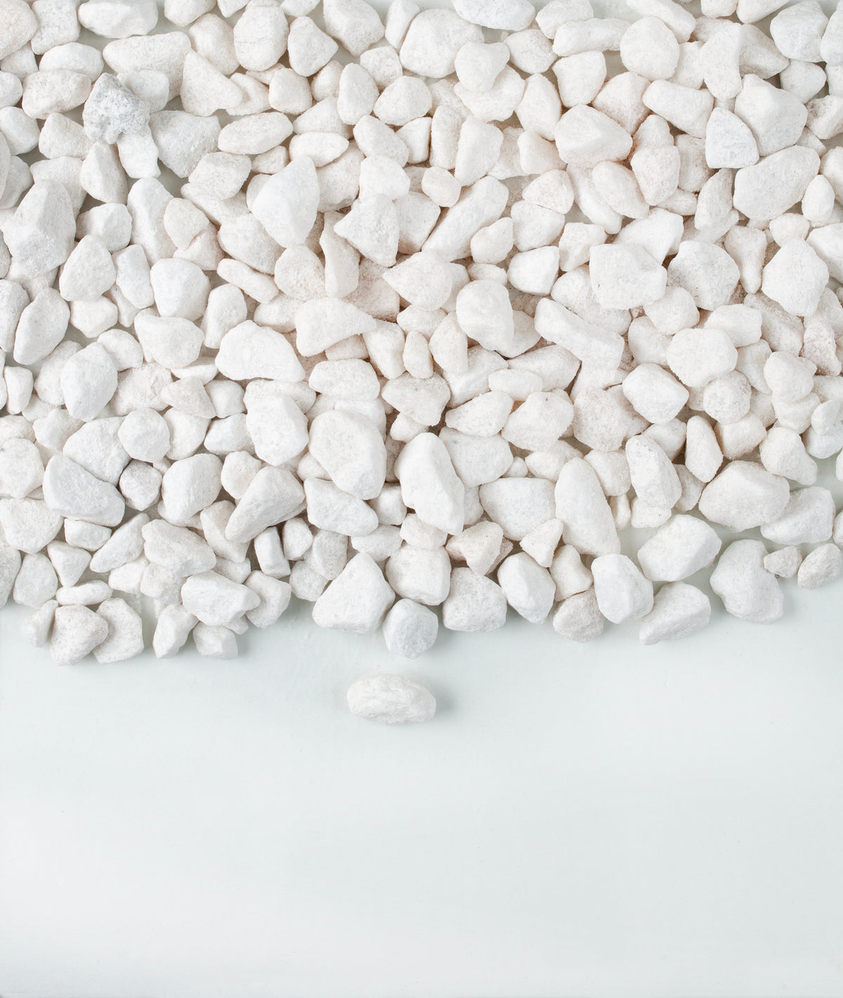 20mm Polar White Gravel – Decorative Aggregates