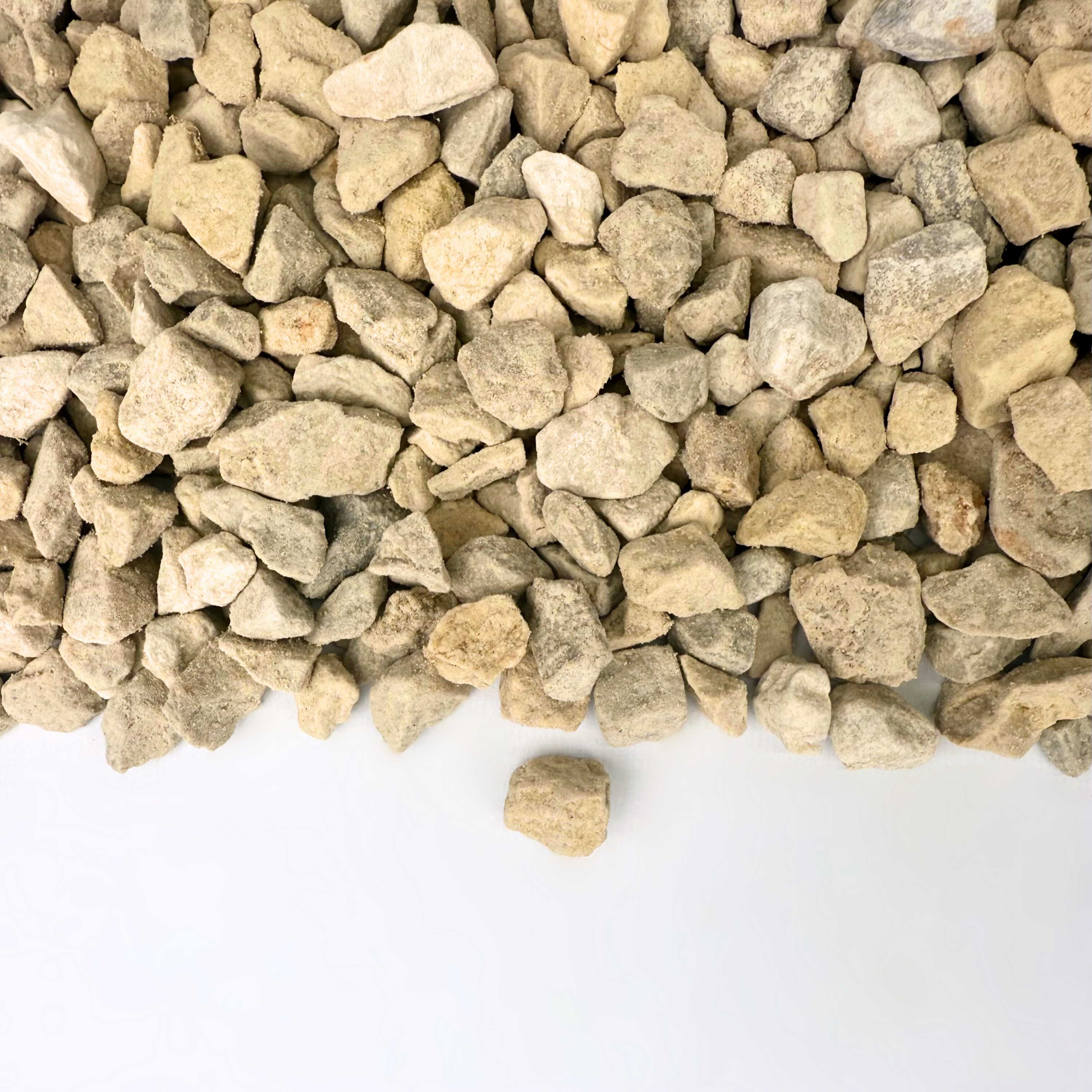Cotswold Buff Chippings 20mm