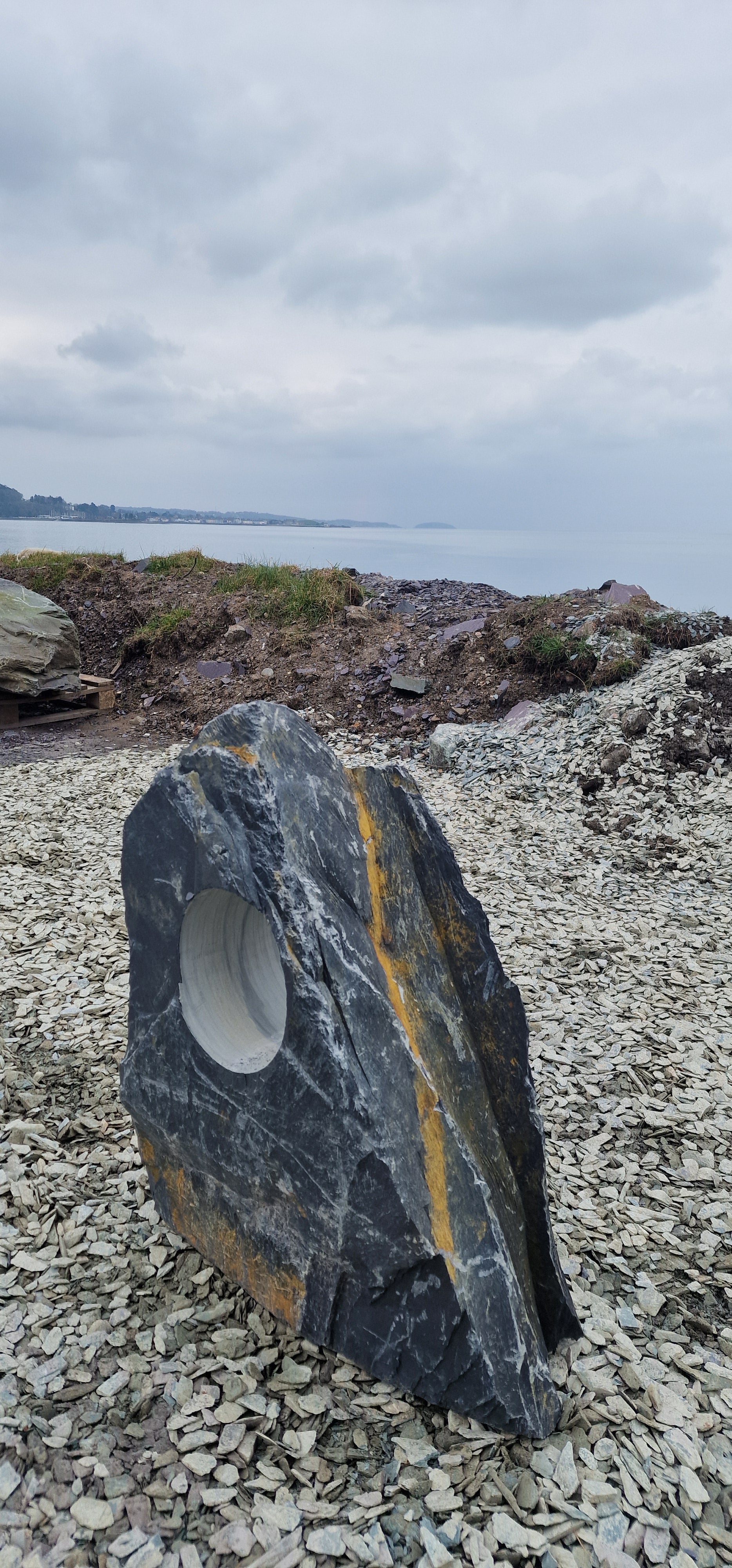 Slate Hollolith 600mm (2ft) |H23