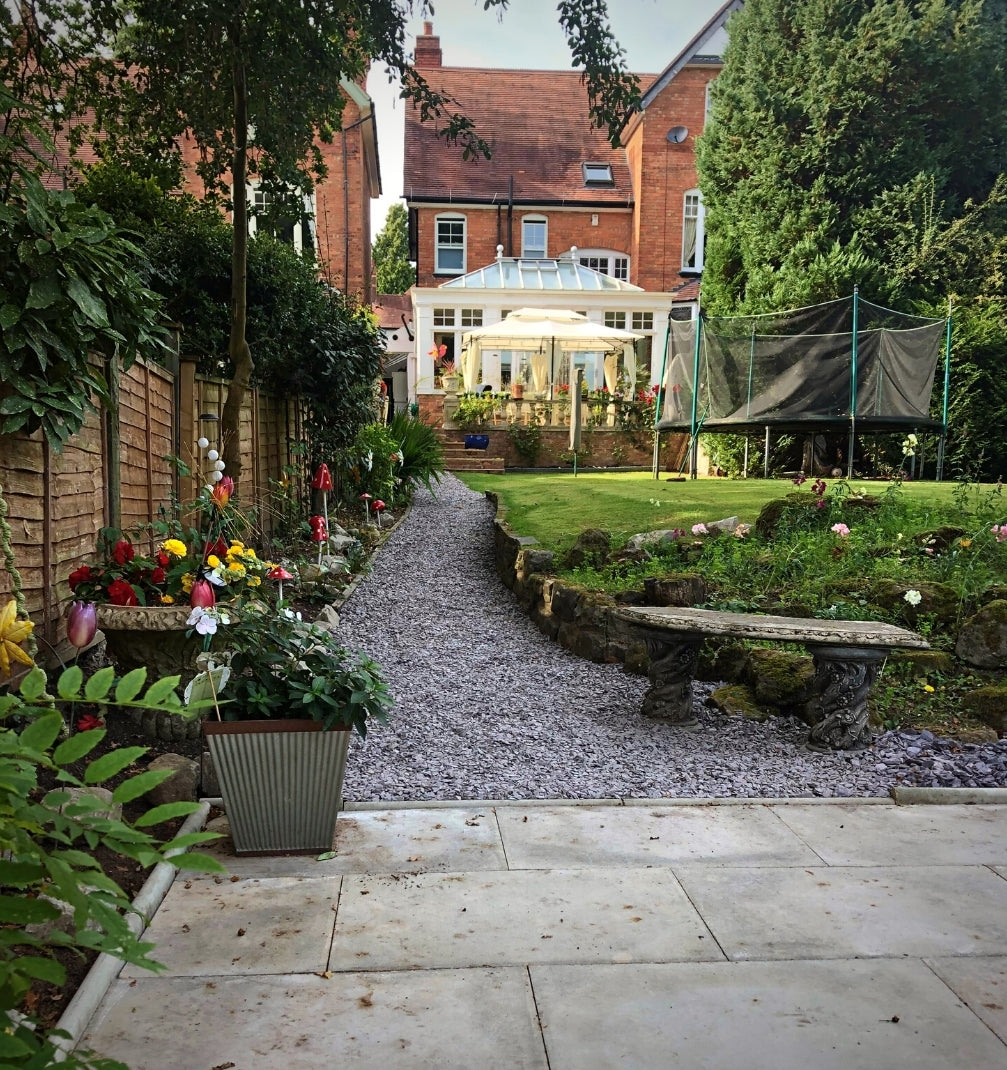 Plum Slate Chippings 20mm