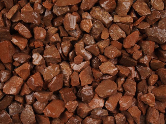 red stone chippings bulk bag