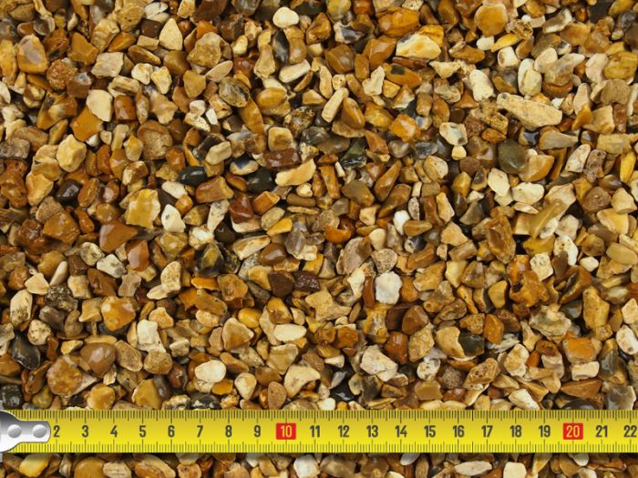 Golden Gravel Chippings 6-10mm
